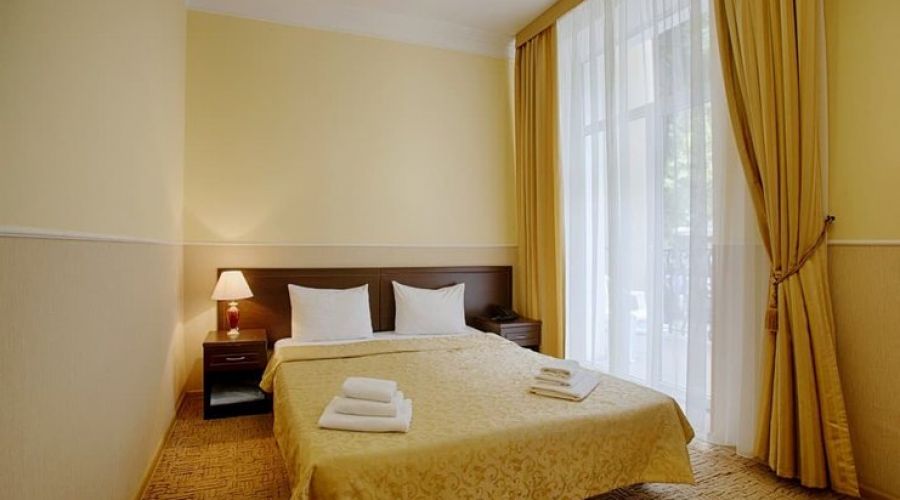 Стандартный 2-местный (с балконом, вид на море, корпус №2)